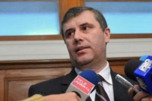 Senatorii şi deputaţii anchetează activitatea lui Lucian Pahonţu la şefia SPP