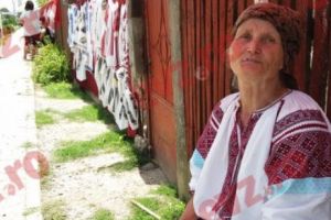 Era de-o ȘCHIOAPĂ, dar SĂPA TRANȘEE în RĂZBOI. Istoria FASCINANTĂ a Ioanei Catrina. NU s-a TEMUT de BOMBARDIERE, dar încă ÎI e FRICĂ de MILIȚIE