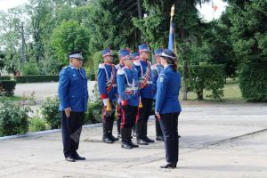 IJJ Dâmboviţa: Ceremonie pentru recompensarea unui subofiţer şi depunerea jurământului militar de credinţă