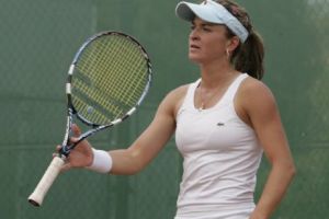 TENIS. Alexandra Dulgheru A CÂȘTIGAT un set în faţa unei foste lidere MONDIALE, dar a fost ELIMINATĂ