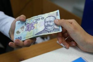 Absolvenţii de liceu pot primi indemnizaţia de şomaj de 250 lei/lună