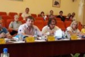 La Caransebeş, aleşii locali PSD au vrut şi cu mândra, şi cu draga! Şi au ales propunerea primarului PNL!