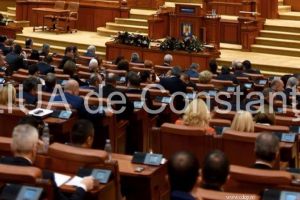 Cine sunt parlamentarii care ar putea scapa de condamnare, in urma modificarilor aduse Codului Penal