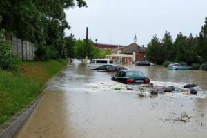 Judeţul Constanţa, sub cod portocaliu de ploi. INUNDAȚII La CERNAVODĂ, în centru 