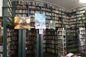 ”Itinerarii picturale” şi ”Dintr-o privire” – două expoziţii de artă găzduite de Biblioteca Judeţeană „Lucian Blaga” Alba în luna iulie