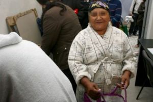 Politicienii au declanşat CRUCIADA împotriva „PUTUROȘILOR”. Se „umblă” la AJUTOARELE SOCIALE