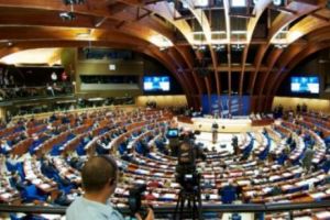 MESAJ de la VÂRFUL Europei pentru parlamentari: OPINIA Comisiei de la Veneţia este TREBUIE RESPECTATĂ, pentru MODIFICAREA Codului penal