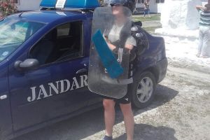 Activităţi de prevenire desfăşurate de jandarmi la Tabăra Şcolară Sălătruc