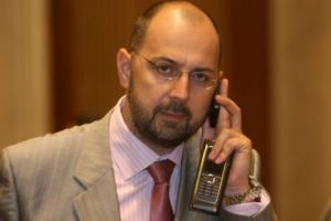  Kelemen Hunor s-a supărat pe justiţia românească . A aflat că doi extremişti periculoşi din Targu Secuiesc au fost condamnaţi la închisoare 