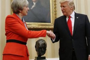 Amorul cu năbădăi dintre Donald şi Theresa