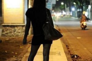 PUTEREA PROSTITUATELOR. Un CLIENT FIDEL s-a SINUCIS din cauza unei ESCORTE din România. Cu ce îl avea la mână femeia