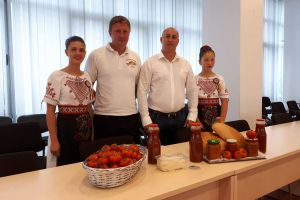 Nu trebuie să rataţi asta! Invitaţie la Macea, la „Festivalul Părădăicilor”