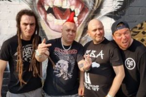 Exploited cântă în România