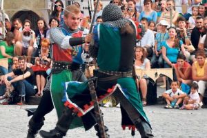 Ediţia aniversară a Festivalului Sighişoara Medievală bate la uşa cetăţii!