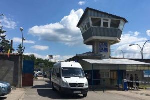 Condamnat pentru negustorie cu telefoane