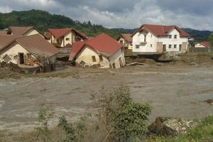 Meteorologii anunţă că vine PRĂPĂDUL: Cod galben pentru 30 de judeţe, cod portocaliu pentru 13 judeţe, inclusiv VALCEA!!!