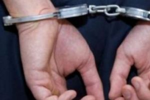 Fostul ofiţer de poliţie Adrian Bota, acuzat pentru fapte de copupţie a fost condamnat la 3 ani şi 4 luni de închisoare cu executare. Sentinţa este definitivă