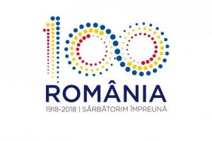 „Cel mai mare 100”, la Alba Iulia, judeţul Alba ar putea intra în Cartea Recordurilor pentru cel mai mare număr de oameni care vor forma o cifră