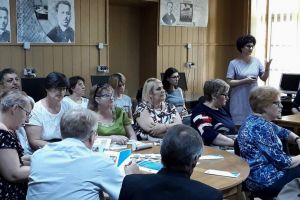 Sprijin material şi consiliere pentru 543 de preşcolari şi elevi, într-un proiect de peste ...