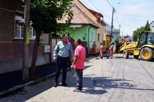 Trotuare reabilitate pe strada Branului