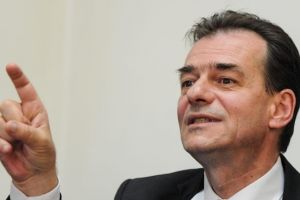 Robu ii cere lui Orban sa ii lase pe parlamentarii PNL sa voteze noul Cod Administrativ