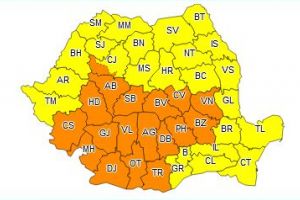 Informare meteo: Cod galben de ploi si vijelii in judetul Constanta! Cat va dura