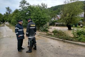 Autorităţile sunt în alertă! COD PORTOCALIU de inundaţii pe râurile din bazinul hidrografic Argeş