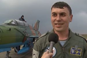 Pilotul care a murit în accidentul aviatic de sâmbătă, un adevărat erou: a refuzat să se catapulteze ca să nu intre în mulţime