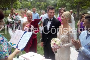 Imagini de la eveniment: Nunta in sport la Constanta. Alexandra Iovanescu si Claudiu Subtirica au spus Da!“ in parcul de la Biserica Sf. Mina“ (galerie foto)