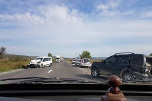 Accident rutier pe DN1, la ieşirea din Aiud spre Unirea. Două persoane rănite uşor în urma impactului