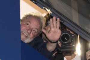 LOVITURĂ DE TEATRU în cazul FOSTULUI PREȘEDINTE ÎNCHIS pentru corupţie. Magistraţii îi dau acum DREPTATE, exact înaintea ALEGERILOR