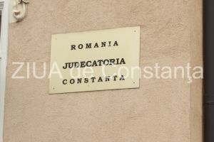 Copil batut in scoala: Inchisoare cu suspendare pentru trei mamici din Constanta. Apelul dosarului, in octombrie   