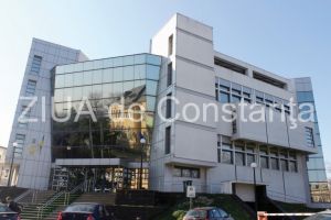 Psiholog condamnat pentru trafic de influenta. Pedeapsa, contestata   