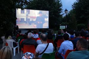 Filmele româneşti i-au cucerit pe băcăuani