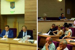 S-a rupt lanţul de iubire! CONSILIERII PSD – ALDE AU PĂRĂSIT SALA! PREȘEDINTELE  ILIUȚĂ CONSIDERĂ CĂ DIN “INTERESE PERSONALE”!