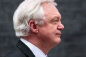 Au cerut BREXIT din BREXIT. Ministrul britanic şi secretarul de stat şi-au dat DEMISIA