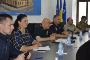 Alertă maximă în tot judeţul Sibiu – Raed Arafat coordonează comitetul de urgenţă
