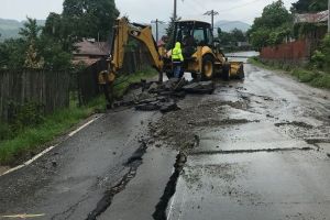 Au început lucrările pe DN 12B, Târgu Ocna – Slănic Moldova