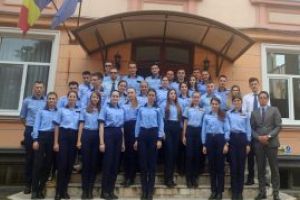 Viitori politisti: Studentii Academiei de Politie au inceput practica la unitatile teritoriale