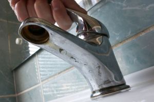 Inundaţiile lasă şase localităţi din judeţul Sibiu fără apă