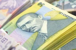 Peste o treime din angajatii din Timis duc acasa, la final de luna, salariul minim pe economie