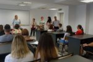 START LA ŞCOALA DE VARĂ ROSE A FACULTĂŢII DE LITERE – „Pregătire integrată pentru tranziţia la învăţământul universitar”