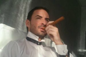 Condamnat pentru mită, comisarul Adrian Bota a fugit de Poliţia de Frontieră!