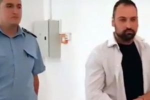 Telenovelă românească în cazul celui mai sadic criminal român. S-a certat ca la uşa cortului cu fosta amantă în sala de judecată ...