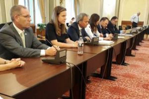 ANUNȚ-ȘOC în Parlament. Investitorii străini au anunţat că SE RETRAG din România