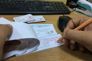 Luni începe distribuirea tichetelor pentru transportul local