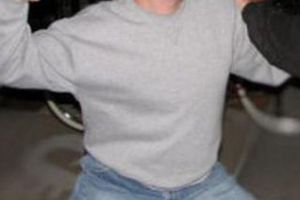 Scandal pe Bulevardul Muncii. Doi bărbaţi au fost reţinuţi de poliţişti după ce au sărit la bătaie în benzinărie