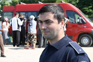Un poliţist şef de secţie va fi directorul Centrului pentru Imigranţi Rădăuţi