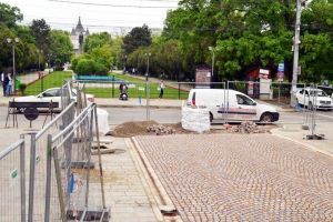 O lună de lucrări! Strada Parcul 1 Decembrie se va închide din 16 iulie pentru pietruirea trecerii de pietoni dinspre Vasile Alecsandri