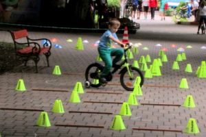 Educaţie rutieră pe două roţi la „Zilele Reghinului”